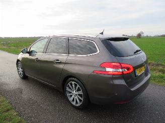 Peugeot 308 SW 1.2eTHP 131pk!!! Automaat Allure 178.000km nap Camera leer Navigatie Splinter nieuw picture 13