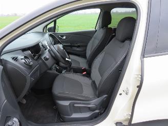 Renault Captur 0.9 TCe 90pk 93.000km Navigatie Airco Dynamique 2016 picture 16
