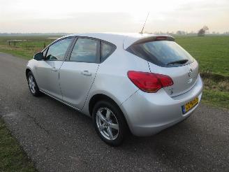 Coche accidentado Opel Astra 1.4  156.000km nap Airco  5drs Airco 2010 2010/4
