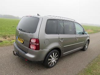 Avarii autoturisme Volkswagen Touran 1.4 TSi  170pk Automaat 7 persoons  Highline Business sport  mpv 2008/11