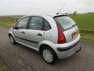 skadebil auto Citroën C3 1.1 Ligne 184.000km 5drs Schadevrij 2005/4