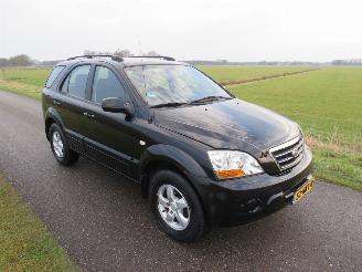 Unfallwagen Kia Sorento 3.3 V6 248pk Automaat Comfort  152.000km nap  4x4  jeep Navigatie 2009 airco 2009/3