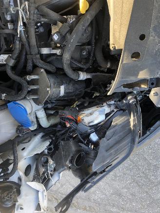 Volkswagen Caddy 2.0 tdi L1 H1 bmt trendline picture 8