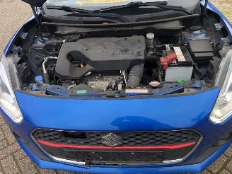 Suzuki Swift Swift 1.0 Stijl Smart Hybrid picture 9