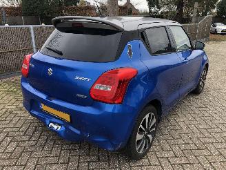 Suzuki Swift Swift 1.0 Stijl Smart Hybrid picture 6