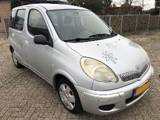 Toyota Yaris-verso YARIS VERSO 1.4 D 4D picture 3