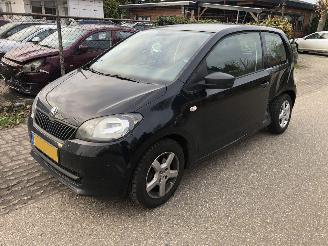 damaged passenger cars Skoda Citigo 1.0 green tech ambition 2016/10