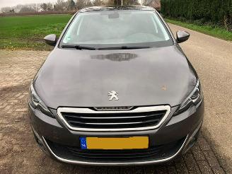 Schadeauto Peugeot 308 automaat 2016/6