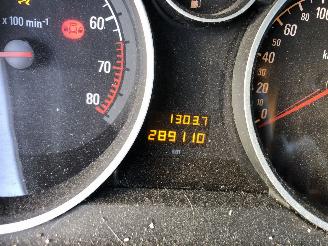 Opel Zafira Zafira 1.8 111 years Edition picture 12