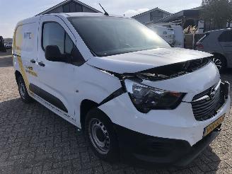 skadebil bedrijf Opel Combo Combo 1.5D L1H1 Edition 2020/11