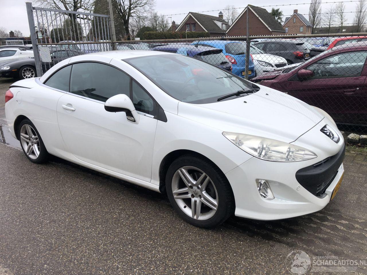 Peugeot 308 308 CC 1.6 THP Noir & Blanc