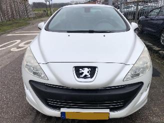 Peugeot 308 308 CC 1.6 THP Noir & Blanc picture 3