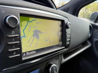 Toyota Yaris 1.5 Hybrid Bi-Tone Navi Clima Cruise picture 9