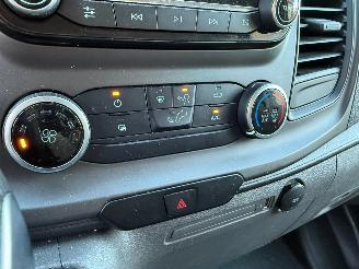 Ford Transit Custom 300 2.0 TDCI L2H1 Automaat Automaat Navi Cruise 56646 KM NAP ! picture 11