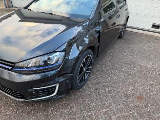 Volkswagen Golf 1.4 TSI GTE Pano Leder NAP ! picture 18