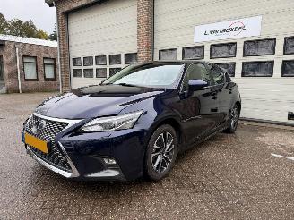 Voiture accidenté Lexus Ct 200h Ultimate Edition Automaat Navi Clima 82646 Km NAP ! 2021/2