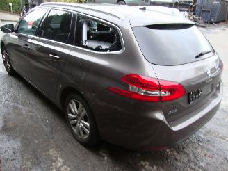 Peugeot 308  picture 6