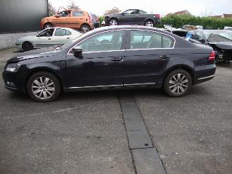 Volkswagen Passat  picture 2
