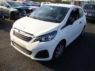 Sloopauto Peugeot 108  2015/1
