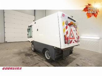 TENNANT  HMF 426 Veegmachine picture 4