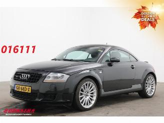 krockskadad bil auto Audi TT 3.2 V6 quattro Aut. Sport Bose Cruise Leder Alcantara Sportstoelen 2004/1