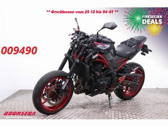 skadebil motor Kawasaki  Z900 ABS LED 35 KW 2021/2