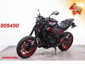 skadebil motor Kawasaki  Z900 ABS LED 35 KW 2021/2