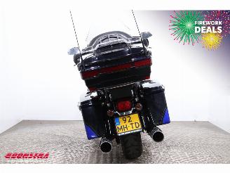 Harley-Davidson  FLHTCUSE CVO Electra Glide Ultra Classic 110 5HD! Cruise Radio SHZ picture 8