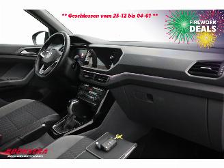 Volkswagen T-Cross 1.0 TSI DSG R-Line Virtual LED ACC Navi PDC SHZ 37.431 km! picture 10