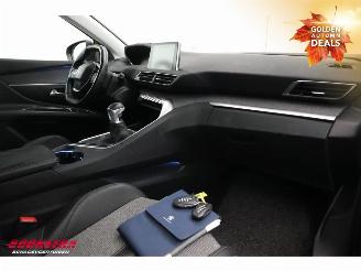 Peugeot 3008 1.2 PureTech Blue Lease Premium Navi Clima Cruise Camera Virtual AHK picture 6