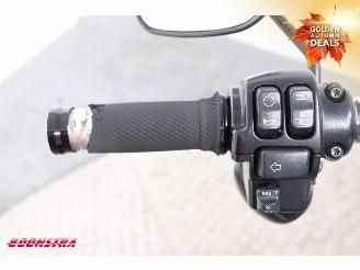 Harley-Davidson Sport Glide 107 FLSB 5HD LED ABS picture 28