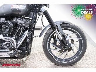 Harley-Davidson Sport Glide 107 FLSB 5HD LED ABS picture 12