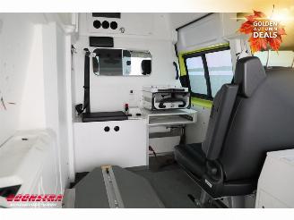 Volkswagen Transporter 2.0 TDI 205 PK DSG RTW Ambulance LED Leder Cruise PDC picture 19