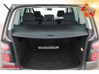 Volkswagen Touran 1.4 TSI Optive Clima Cruise AHK 180.499 km! picture 16