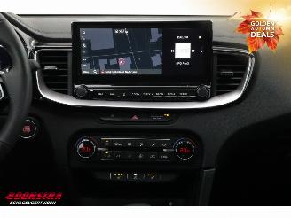 Kia Ceed 1.5 T-GDi GT-Line Aut. LED ACC Navi Clima Camera SHZ LRHZ 10.012 km! picture 23