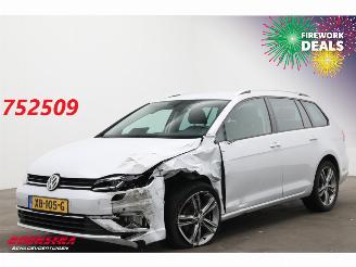 damaged passenger cars Volkswagen Golf Variant 1.6 TDI HL Bns R 2017/4