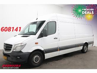 krockskadad bil bedrijf Mercedes Sprinter 316 CDI MAXI Navi Airco Cruise Camera SHZ PDC 2018/4