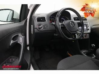 Volkswagen Polo 1.0 BlueMotion Edition 5-DRS Navi Airco Cruise 103.906 km! picture 19