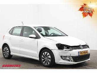 Volkswagen Polo 1.0 BlueMotion Edition 5-DRS Navi Airco Cruise 103.906 km! picture 2