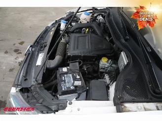 Volkswagen Polo 1.0 BlueMotion Edition 5-DRS Navi Airco Cruise 103.906 km! picture 10