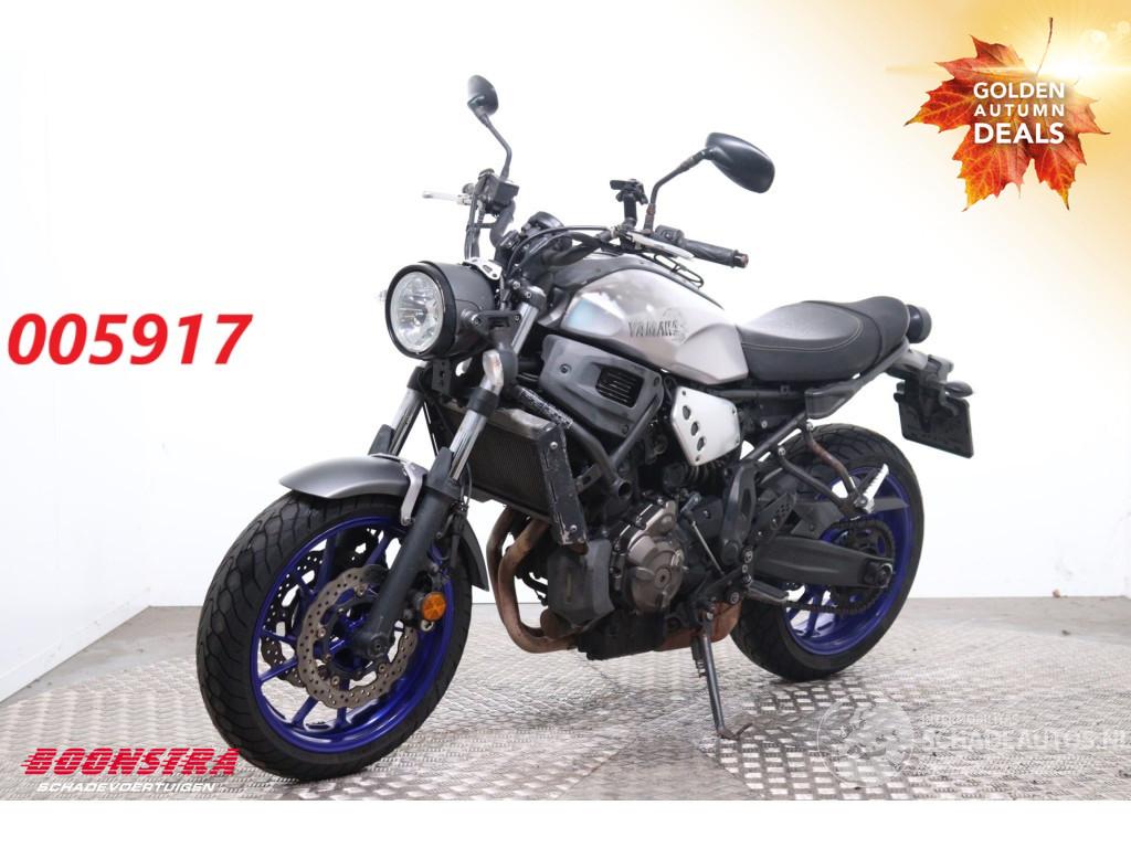 Yamaha  XSR700 ABS 28.102 km!