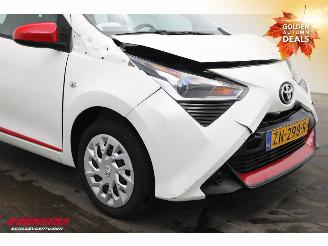 Toyota Aygo 1.0 VVT-i x-play Apple/Android Airo Cruise Camera 57.976 km! picture 6