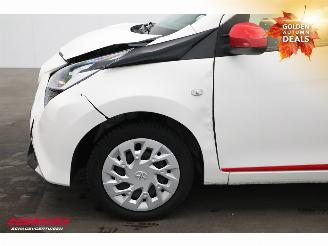 Toyota Aygo 1.0 VVT-i x-play Apple/Android Airo Cruise Camera 57.976 km! picture 12