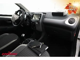 Toyota Aygo 1.0 VVT-i x-play Apple/Android Airo Cruise Camera 57.976 km! picture 13