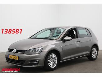 Vaurioauto  passenger cars Volkswagen Golf 1.4 TSI CUP Edition Xenon Navi Cruise Clima PDC 2015/1