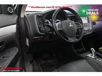 Mitsubishi Outlander 2.0 PHEV Instyle Schuifdak Leder Navi Clima Cruise Camera SHZ AHK picture 18