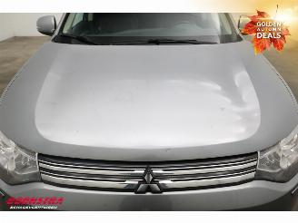 Mitsubishi Outlander 2.0 PHEV Instyle Schuifdak Leder Navi Clima Cruise Camera SHZ AHK picture 5