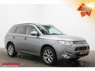 Mitsubishi Outlander 2.0 PHEV Instyle Schuifdak Leder Navi Clima Cruise Camera SHZ AHK picture 2