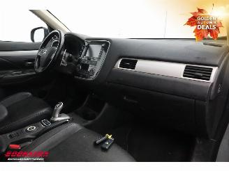 Mitsubishi Outlander 2.0 PHEV Instyle Schuifdak Leder Navi Clima Cruise Camera SHZ AHK picture 13