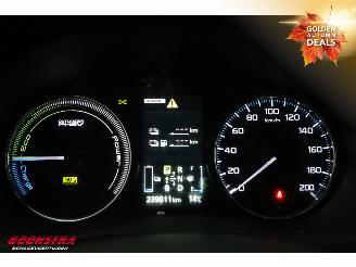 Mitsubishi Outlander 2.0 PHEV Instyle Schuifdak Leder Navi Clima Cruise Camera SHZ AHK picture 21